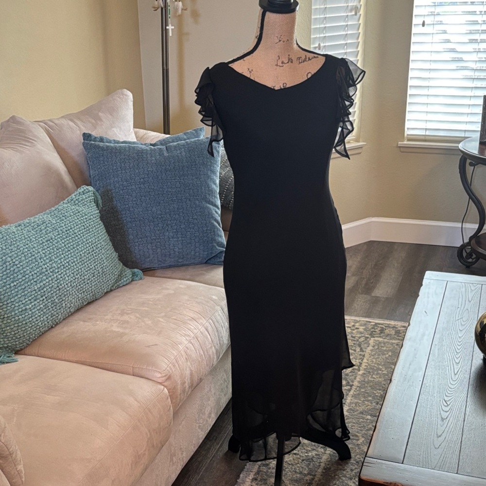 Elegant Black Ruffle Sleeve Dress